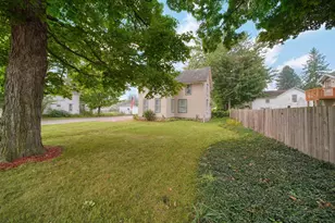 209 E Main St, Parma, MI 49269 - Photo 32