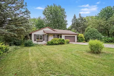917 Ottawa Avenue, Holland, MI 49423 - Photo 2
