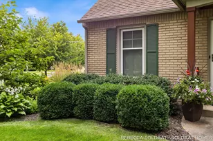 409 Marywood Dr NE, Grand Rapids, MI 49505 - Photo 6