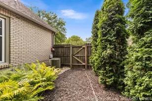 409 Marywood Dr NE, Grand Rapids, MI 49505 - Photo 58