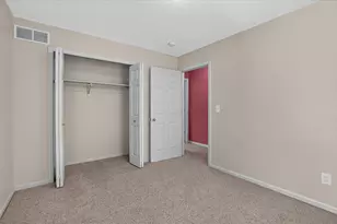 5677 Cartago Dr, Lansing, MI 48911 - Photo 24