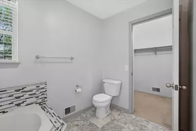 5677 Cartago Drive, Lansing, MI 48911 - Photo 18