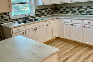 19903 Martin Rd, Saint Clair Shores, MI 48081 - Photo 12