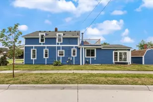 19903 Martin Rd, Saint Clair Shores, MI 48081 - Photo 4