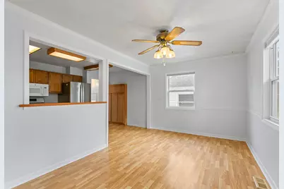 402 Seneca Street, Tecumseh, MI 49286 - Photo 6