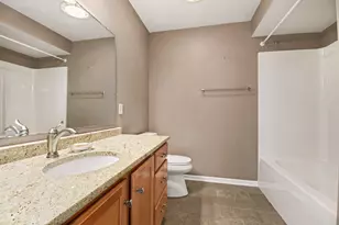 6166 Gleneagle Highlands Dr, Hudsonville, MI 49426 - Photo 18