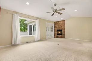 6166 Gleneagle Highlands Dr, Hudsonville, MI 49426 - Photo 8