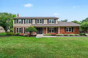 34214 Old Timber Rd, Farmington, MI 48331 - Photo 2