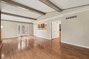 34214 Old Timber Rd, Farmington, MI 48331 - Photo 8