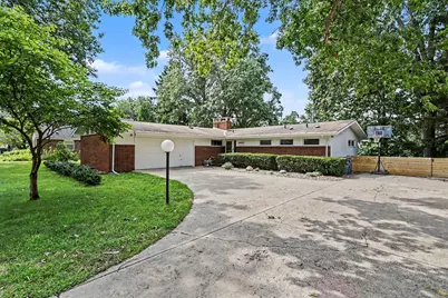 3206 W Valley View Drive, Saint Joseph, MI 49085 - Photo 2