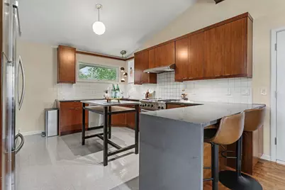 3206 W Valley View Drive, Saint Joseph, MI 49085 - Photo 8