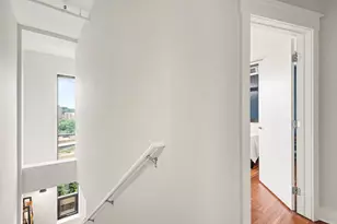 600 Broadway Ave NW, Grand Rapids, MI 49504 - Photo 14