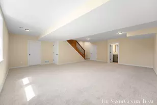 1032 Arlington Ave, Grand Haven, MI 49417 - Photo 32