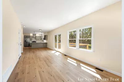 1032 Arlington Avenue, Grand Haven, MI 49417 - Photo 10