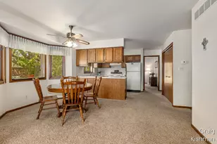 5158 Ridge Ct, Hudsonville, MI 49426 - Photo 6