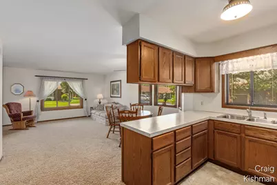 5158 Ridge Court, Hudsonville, MI 49426 - Photo 8