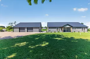13951 Lane Rd, Cement City, MI 49233 - Photo 2