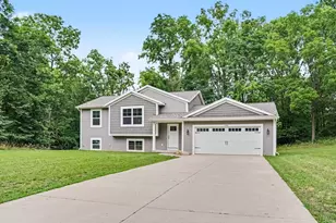 3141 Valley Vista Dr, Allegan, MI 49010 - Photo 1