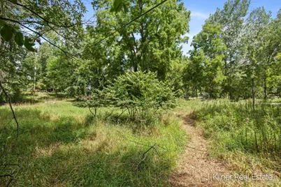 1859 Oakleigh Avenue NW, Grand Rapids, MI 49504 - Photo 20