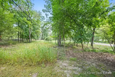 1859 Oakleigh Avenue NW, Grand Rapids, MI 49504 - Photo 18