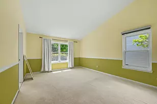 47186 Scarlet Dr S, Novi, MI 48374 - Photo 8