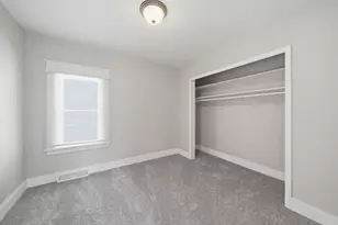 208 S Brown St, Jackson, MI 49203 - Photo 8
