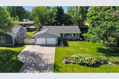 2162 Pinewood Street, Jenison, MI 49428 - Photo 38