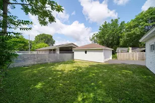 208 S Brown St, Jackson, MI 49203 - Photo 40