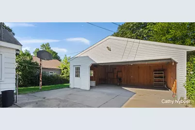 2451 Lamar Avenue SW, Wyoming, MI 49519 - Photo 4