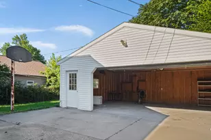 2451 Lamar Ave SW, Wyoming, MI 49519 - Photo 4