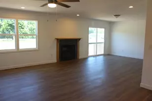 7428 Foxworth Ct, Jackson, MI 49201 - Photo 2
