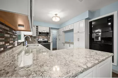 2987 E Windsor Drive, Saint Joseph, MI 49085 - Photo 12