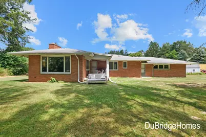 311 Honey Creek Avenue SE, Ada, MI 49301 - Photo 2