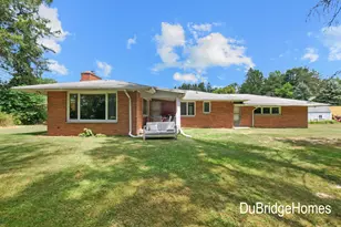 311 Honey Creek Ave SE, Ada, MI 49301 - Photo 2