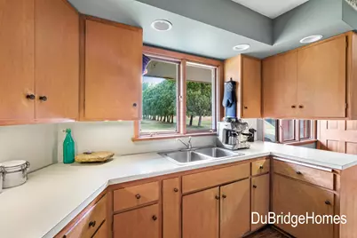 311 Honey Creek Avenue SE, Ada, MI 49301 - Photo 8