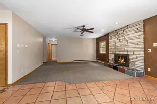 1085 4 Mile Rd NE, Grand Rapids, MI 49525 - Photo 6