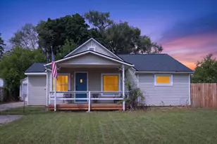 3519 Raven Ave SW, Wyoming, MI 49509 - Photo 1