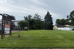 208 S Elm St, Three Oaks, MI 49128 - Photo 4