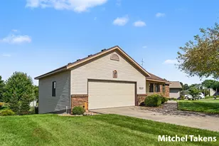3011 Clearview Dr, Hudsonville, MI 49426 - Photo 12