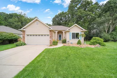 906 Essex Park Drive, Jackson, MI 49203 - Photo 1