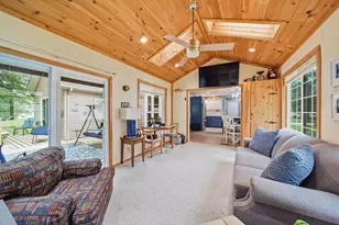 906 Essex Park Dr, Jackson, MI 49203 - Photo 14