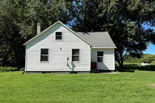 2661 E Empire Ave, Benton Harbor, MI 49022 - Photo 28