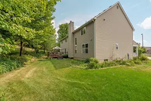 2240 Indian Creek Cir, Ann Arbor, MI 48105 - Photo 38