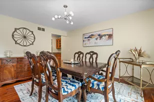 2240 Indian Creek Cir, Ann Arbor, MI 48105 - Photo 20