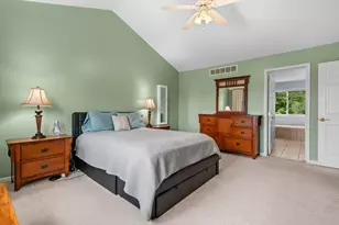 2240 Indian Creek Cir, Ann Arbor, MI 48105 - Photo 24