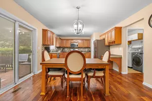 2240 Indian Creek Cir, Ann Arbor, MI 48105 - Photo 12