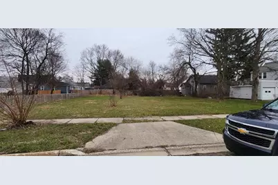 1236 Pine Street, Muskegon, MI 49442 - Photo 1