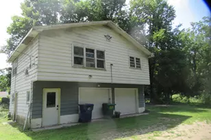 437 N Broadway St, Cassopolis, MI 49031 - Photo 4