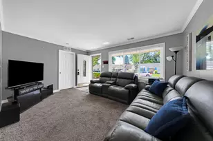 26524 Kathy St, Roseville, MI 48066 - Photo 14