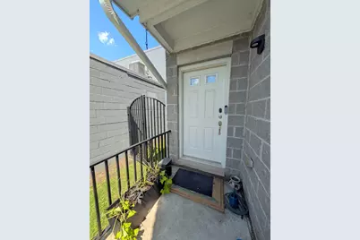 454 Hilton Road, Ferndale, MI 48220 - Photo 4